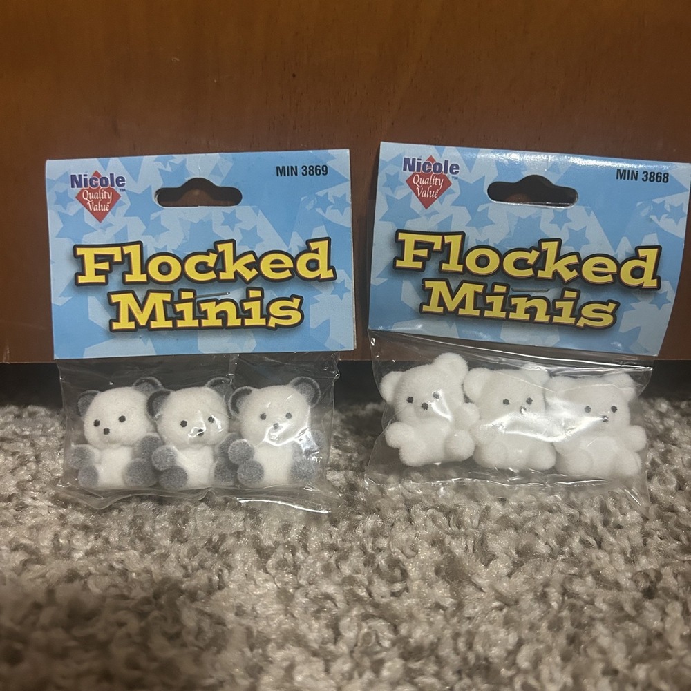 Flocked Mini Bears‎ NEW Vintage 2 Pack White / Grey Craft Total 6